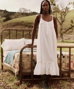 Threadsanctuary.shop0ca35fc17f 4