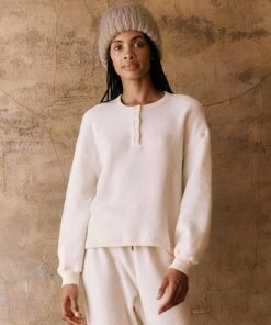 Threadsanctuary.shop0cd9099fa7 1