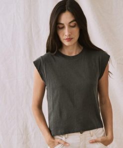 Threadsanctuary.shop146f1d9c0d 1