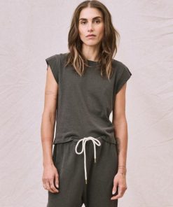 Threadsanctuary.shop146f1d9c0d 4