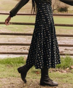 Threadsanctuary.shop2060a11fcd 3