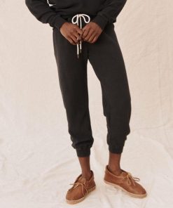 Threadsanctuary.shop31121e7a55 1