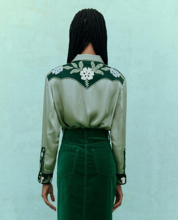 Threadsanctuary.shop41c4a02ef7 3