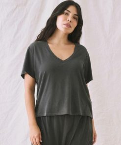 Threadsanctuary.shop461366d706 5