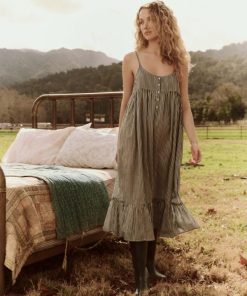 Threadsanctuary.shop512a90b70e 4