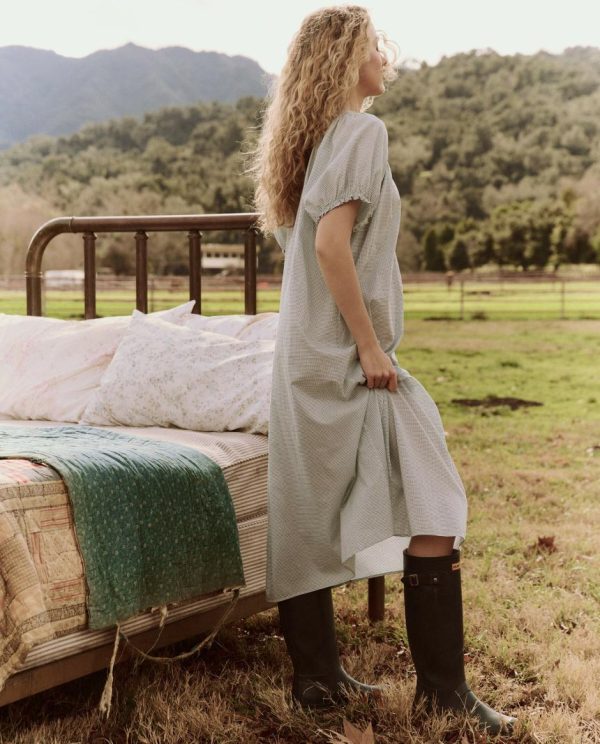 Threadsanctuary.shop62ba1f6719 3