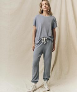 Threadsanctuary.shop638d9016a0 4