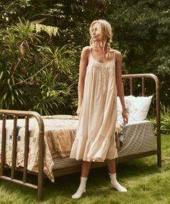 Threadsanctuary.shop6768d5328b 3