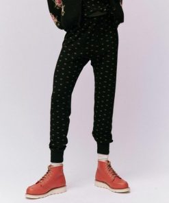 Threadsanctuary.shop783f498f17 1