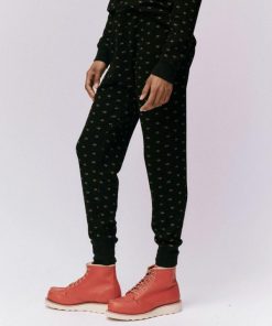 Threadsanctuary.shop783f498f17 3