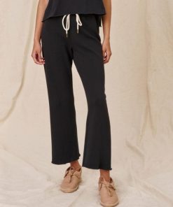 Threadsanctuary.shop7e58f1b5a4 1