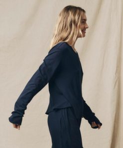 Threadsanctuary.shop852e3352fc 3