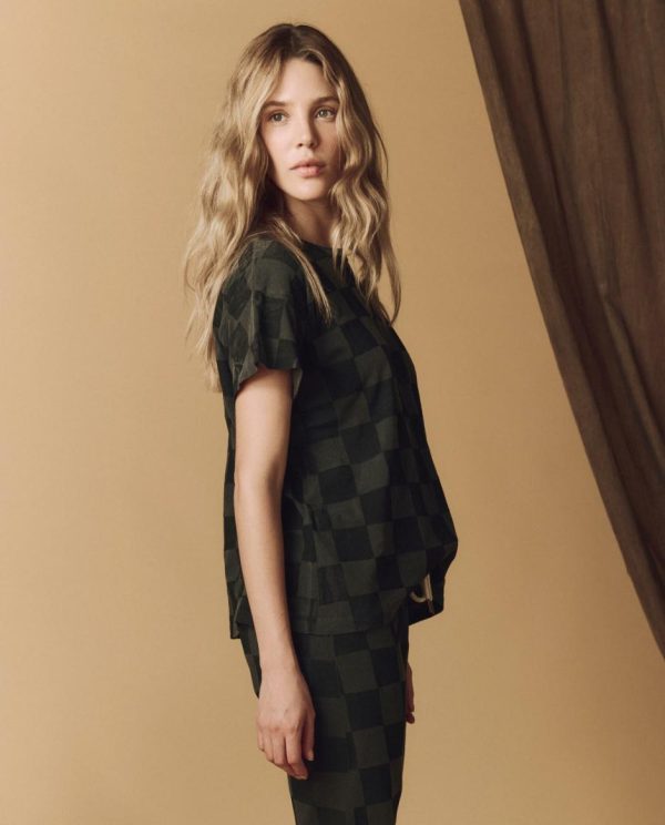 Threadsanctuary.shop9305a49006 2