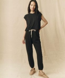 Threadsanctuary.shop935407e8ab 4