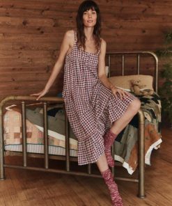 Threadsanctuary.shop98f4d7b3b8 1