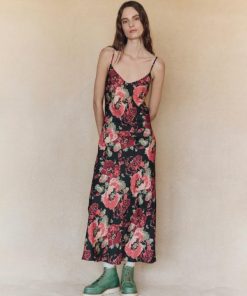 Threadsanctuary.shop9d03beafad 1