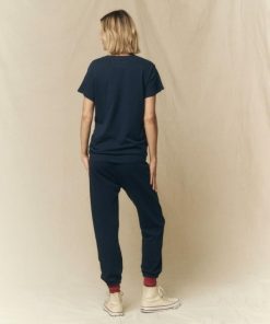 Threadsanctuary.shopa227b53c44 4