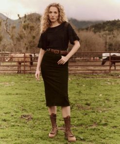 Threadsanctuary.shopa3023a62a0 4