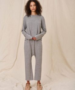 Threadsanctuary.shopa86a26471d 3