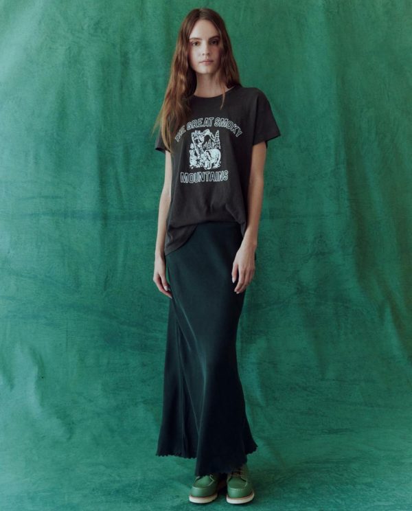 Threadsanctuary.shopb325d670bc 4