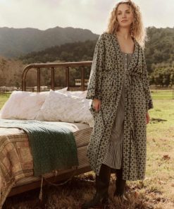 Threadsanctuary.shopb8aa0d73e2 1